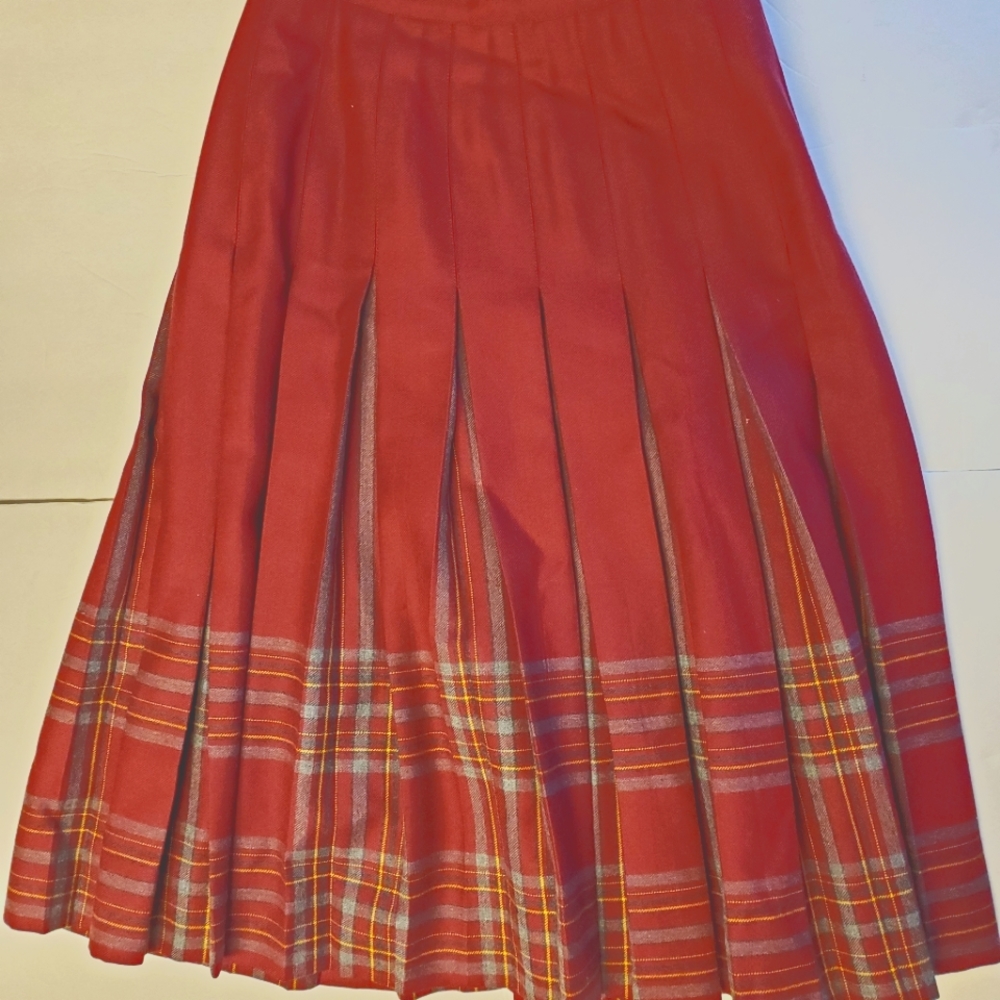 Vintage Pleated Wool Skirt